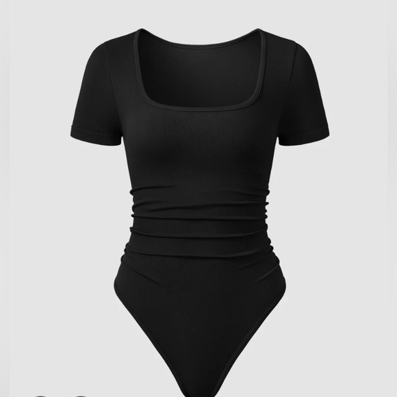 OQQ Ribbed Square Neck Short Sleeve Bodysuit Large - Picture 1 of 3